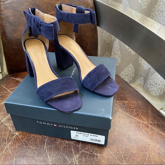 Tommy Hilfiger navy suede leather sandals 6 1/2 - Picture 1 of 5
